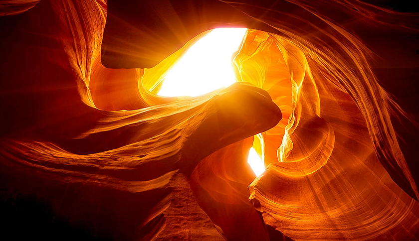 凯发天生一触即发制药盛装参展2024西鼎会，共绘健康产业新蓝图！